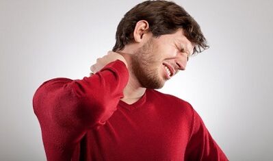 Dolor de cuello y formación de tumores